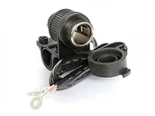 Akcesoria do elektronarzędzi - UNIWERSALNY bordsteck puszka 12 V z obejma zaciskowa 8430525186507 - miniaturka - grafika 1