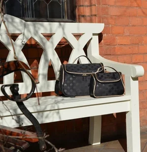 Noble Cosmetic Kuferek Kosmetyczka Noble Blossom B002 - Kosmetyczki, organizery i kuferki - miniaturka - grafika 9