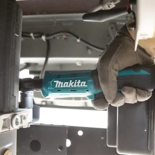 Makita KLUCZ KĄTOWY AKUM 18V 2Ah LXT MDWR180RA  DWR180RA - Klucze pneumatyczne - miniaturka - grafika 3