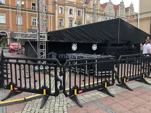 Barierka drogowa z tworzywa sztucznego Enigma (wym. 2000 x 1130 mm) - Wyposażenie miejsc publicznych Barierka drogowa z tworzywa sztucznego Enigma (wym. 2000 x 1130 mm) - Wyposażenie miejsc publicznych - miniaturka - grafika 2