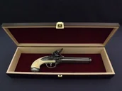 Repliki - broń - Denix SA REPLIKA WŁOSKI PISTOLET TRZYLUFOWY W PUDEŁKU MODEL 1016G+P01 1016G+P01 - miniaturka - grafika 1