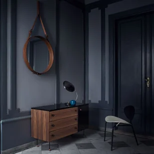 GUBI GUBI Cobra designerska lampa stołowa, czarna - Lampy stojące - miniaturka - grafika 4