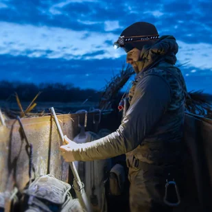 Fenix Fenix HM60R - LED Czołówka akumulatorowa 4xLED/2xCR123A IP68 - Żarówki LED Fenix Fenix HM60R - LED Czołówka akumulatorowa 4xLED/2xCR123A IP68 - Żarówki LED - miniaturka - grafika 12