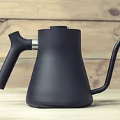 Dzbanki i imbryki - Fellow Fellow Stagg Kettle czajnik  czarny matowy - miniaturka - grafika 1