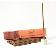 Kadzidła i dodatki - Song Of India Nie zawierające bambusa kadzidła indyjskie z ceramicznym stojakiem POMYŚLNOŚĆ 50 sztuk - miniaturka - grafika 1