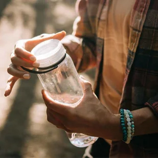 Hydrapak Butelka na wodę / bidon RECON 1 l - clear / evergreen & lime BR02E - Shakery i bidony sportowe - miniaturka - grafika 6