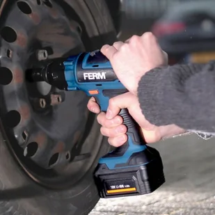 Ferm FERM Bezprzewodowy klucz udarowy 18 V 4 Ah CDM1127 - Klucze udarowe - miniaturka - grafika 3