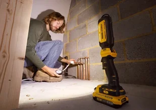 STANLEY FATMAX Lampa warsztatowa FATMAX SFMCL050B 18V v20 SFMCL050B - Oświetlenie warsztatowe - miniaturka - grafika 9