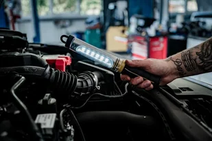 Lampa prętowa LED WL 500 A z akumulatorem - Oświetlenie warsztatowe - miniaturka - grafika 8