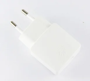 Huawei ŁADOWARKA SIECIOWA HW-050100E2W P10 LITE - Ładowarki do telefonów Huawei ŁADOWARKA SIECIOWA HW-050100E2W P10 LITE - Ładowarki do telefonów - miniaturka - grafika 1