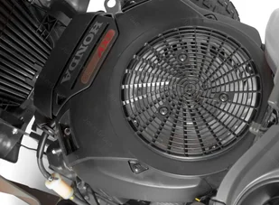 Stiga Traktor ogrodowy TORNADO 9121 WX z napędem 4x4 - Kosiarki traktorki - miniaturka - grafika 6