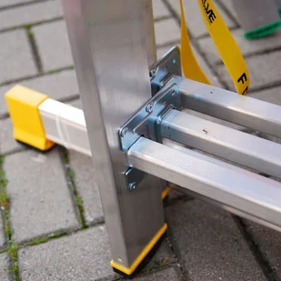 ALOSS 996 99674952 Drabina aluminiowa profesjonalna FORTE 3x12 wysokość robocza 9,80m) 74952-uniw - Drabiny ALOSS 996 99674952 Drabina aluminiowa profesjonalna FORTE 3x12 wysokość robocza 9,80m) 74952-uniw - Drabiny - miniaturka - grafika 14