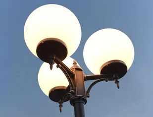 Su-Ma KULE CLASSIC wys. regulowana 190-290cm. śr. 30cm. Latarnia ogrodowa potrójna wysoka OGMWN 3 300 OGMWN 3 300 - Lampy ogrodowe Su-Ma KULE CLASSIC wys. regulowana 190-290cm. śr. 30cm. Latarnia ogrodowa potrójna wysoka OGMWN 3 300 OGMWN 3 300 - Lampy ogrodowe - miniaturka - grafika 3