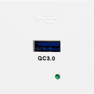 NOEN USBQ, port modułowy 45x45mm z ładowarką USB quick charge 3A/5V 2A/9V 1,5A/12V, biały OR-GM-9010/W/USBQ - Listwy zasilające NOEN USBQ, port modułowy 45x45mm z ładowarką USB quick charge 3A/5V 2A/9V 1,5A/12V, biały OR-GM-9010/W/USBQ - Listwy zasilające - miniaturka - grafika 1