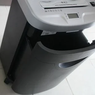 AT 20C z krosowym układem noży SNNAT20CXXXG - Niszczarki - miniaturka - grafika 2