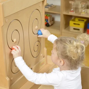 Masterkidz MASTERKIDZ Tablica Przesuwna Kształt Motyla ME03706 - Tablice dla dzieci - miniaturka - grafika 3