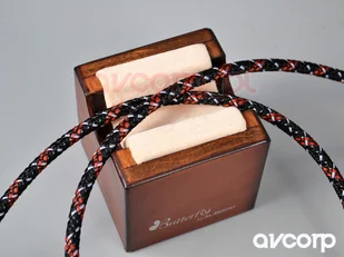 ViaBlue ViaBlue SMALL (S) 1,5-5,5mm RED Sleeve - oplot do kabli S RED Sleeve - Inne akcesoria audio-wideo - miniaturka - grafika 2