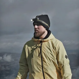 Armytek Latarka Czołowa Wizard C2 Pro Barwa Zimna F08701C - Latarki - miniaturka - grafika 10