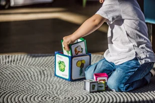 Piramida Zabaw Owoce Warzywa Wieża Edukacyjna 80cm 8268715787 - Zabawki interaktywne dla dzieci - miniaturka - grafika 7