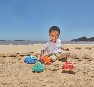 Hape foremki do piasku Pojazdy, zestaw - Zabawki do piasku - miniaturka - grafika 4