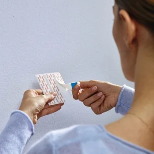 TESA Regulowany gwóźdź samoprzylepny do tapet TESA SMART MOUNTING SYSTEM TESA - Wieszaki łazienkowe - miniaturka - grafika 3