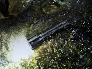 Fenix Latarka diodowa TK16 V2.0 - Latarki - miniaturka - grafika 3