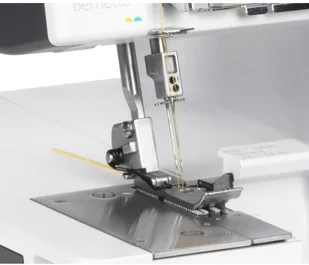 Bernina Bernette B44 Funlock - Maszyny do szycia - miniaturka - grafika 6