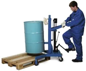 Wózki magazynowe - d 722 DENTA Dźwignik beczek chwytak beczki stalowe 200l podwozie rozwarte wys podnoszenia 0-485mm 72278431 78431-uniw - miniaturka - grafika 1