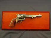 Repliki - broń - Denix SA REPLIKA REWOLWER KAWALERII USA NA TABLO MODEL 1191G+TM+35 1191G+TM+35 - miniaturka - grafika 1