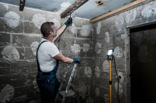 Brennenstuhl Naświetlacz led na statywie JARO 3050 T 1171250914 1171250914 - Lampy pozostałe - miniaturka - grafika 2