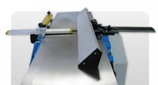 028 02861454 Strugarko-grubościówka średnica wału nożowego 75mm maks szerokość wyrówniarki 250mm moc silnika 2 kW) 61454-uniw - Strugi elektryczne - miniaturka - grafika 6