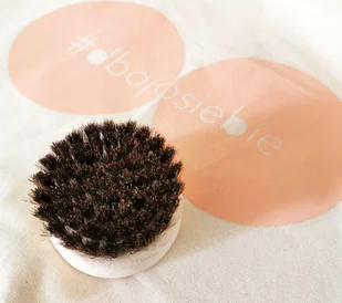 Lullalove Lullalove Szczotka Do Biustu, Szyi i Dekoltu LULLALOVE01 - Szczotki do masażu - miniaturka - grafika 4