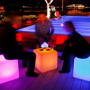 Cube Smart&Green Big świecąca kostka sterowana aplikacją - Lampy ogrodowe - miniaturka - grafika 3