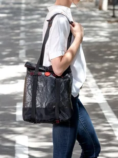 Lekue To Go Limited 1 L Czarny Lunch Box Dwukomorowy Plastikowy Ze Sztućcami I Torbą Termiczną - Lunch boxy - miniaturka - grafika 14