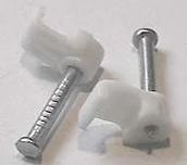 Pozostałe akcesoria sieciowe - brak danych Uchwyt kablowy KP10/4 na przewód płaski 10x4 m - miniaturka - grafika 1