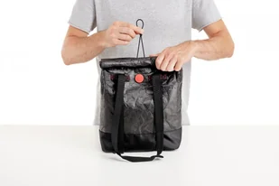 Lekue To Go Limited 1 L Czarny Lunch Box Dwukomorowy Plastikowy Ze Sztućcami I Torbą Termiczną - Lunch boxy - miniaturka - grafika 13