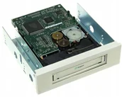 Pozostałe nośniki i napędy - Seagate STT320000A Travan 20GB Ide 5.25 TC3300-022 - miniaturka - grafika 1