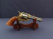 Repliki - broń - Denix SA REPLIKA REWOLWER PEACEMAKER C45 NA STOJAKU MODEL M-1280+801 M-1280+801 - miniaturka - grafika 1