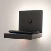 Lampy ścienne - Mantra Kinkiet LED Zanzibar ze stacją ładowania, czarny - miniaturka - grafika 1