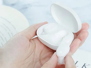 Xiaomi Mi True Earbuds - Słuchawki - miniaturka - grafika 6