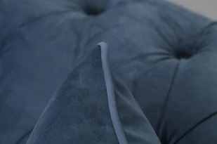 Dekoria Fotel Chesterfield Classic Velvet Midnight 118x96x77cm 118x96x77cm 006-498 - Fotele - miniaturka - grafika 6