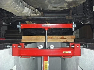 488 48871643 Podnośnik kanałowy udźwig 3,5T) 71643-uniw - Podnośniki - miniaturka - grafika 13