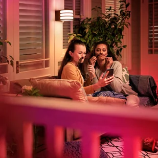 Philips Hue oprawa zewnętrzna Lucca - Systemy inteligentnych domów - miniaturka - grafika 5