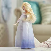 Lalki dla dziewczynek - Hasbro Kraina Lodu: Frozen 2 - Królewska lalka Elsa (ENG) - miniaturka - grafika 1