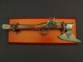 Repliki - broń - Denix SA REPLIKA PISTOLET Z TOPOREM NA TABLO MODEL 1010+TM+11G 1010+TM+11G - miniaturka - grafika 1