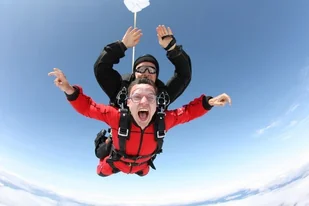 Skok ze spadochronem - Warszawa (Przasnysz) SZSWN - Vouchery Skok ze spadochronem - Warszawa (Przasnysz) SZSWN - Vouchery - miniaturka - grafika 1
