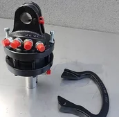 Wyposażenie gospodarstwa rolnego - 913 91359986 Rotator hydrauliczny 3 tonowy na trzpień 59986-uniw - miniaturka - grafika 1