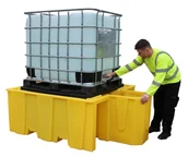 Pojemniki przemysłowe - ROMOLD Wanna Wychwytowa Polietylenowa Na 1 Kontener Ibc - Z Integralnym Obszarem Dozowania - Romold - 1100L Żółty Powyżej 401 L. Z Kratownicą 1 Pojemnik Ibc - miniaturka - grafika 1