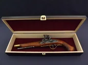 Repliki - broń - Denix SA REPLIKA PIRACKI PISTOLET SKAŁKOWY W PUDEŁKU MODEL 1129L+P01 1129L+P01 - miniaturka - grafika 1