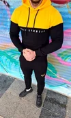 Bluzy sportowe męskie - Furia Bluza żółto-czarna z kapturem Furia - miniaturka - grafika 1
